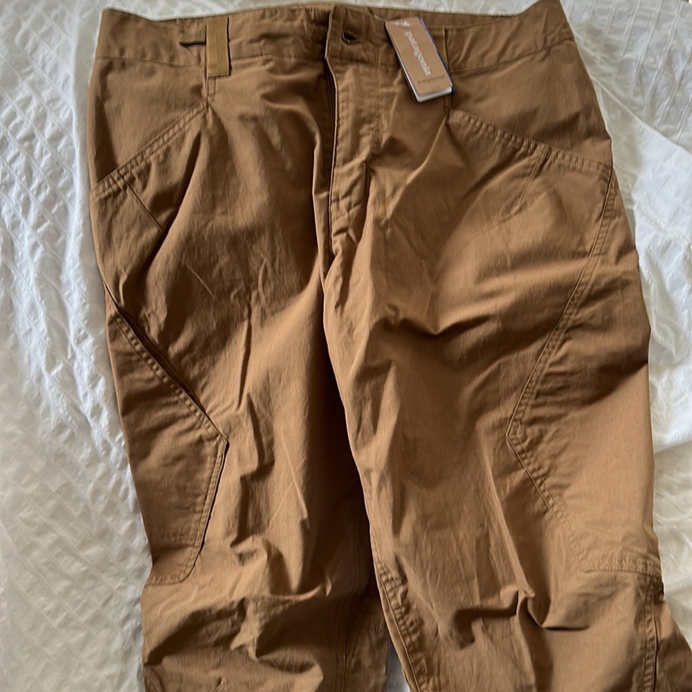 Patagonia Men's Venga Rock Pants - NWT